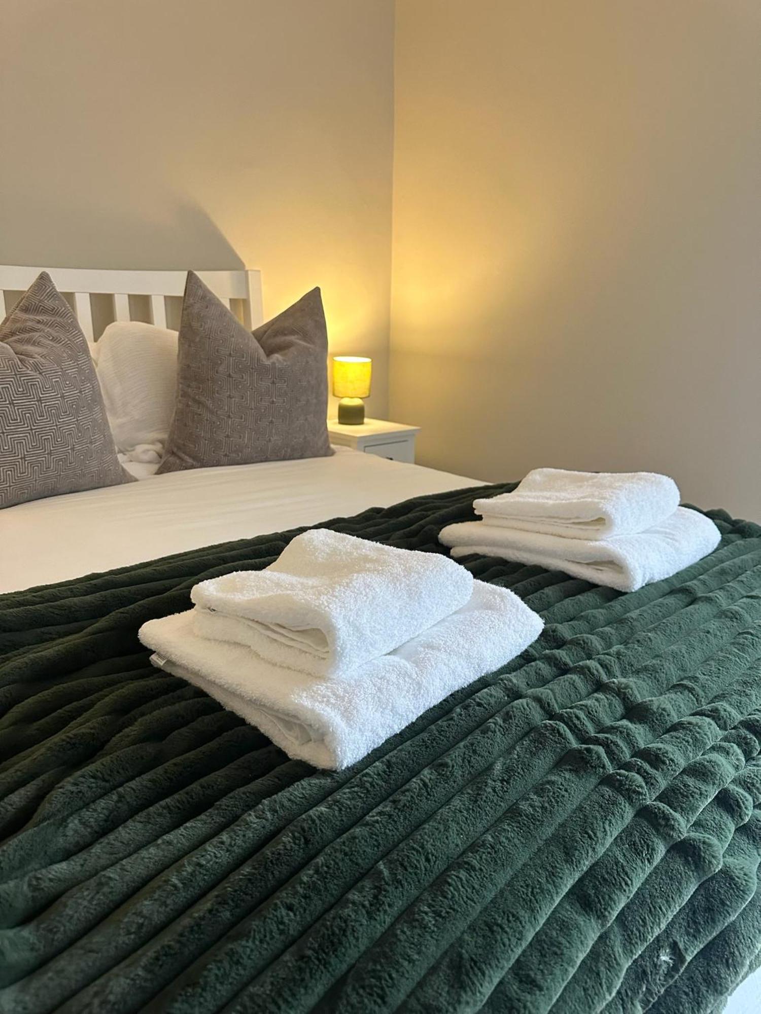 Castle View Apartments - The Hideout Κένταλ Εξωτερικό φωτογραφία